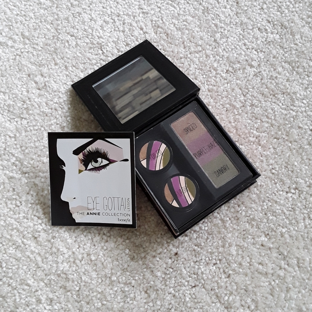 NEW Benefit Eyeshadow palette Annie Eye Collection kit